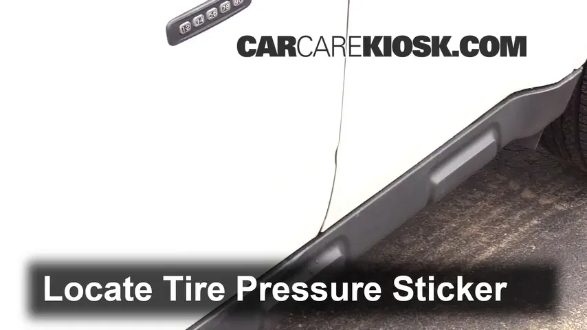 2012 Ford Escape XLT 2.5L 4 Cyl. Tires & Wheels Check Tire Pressure